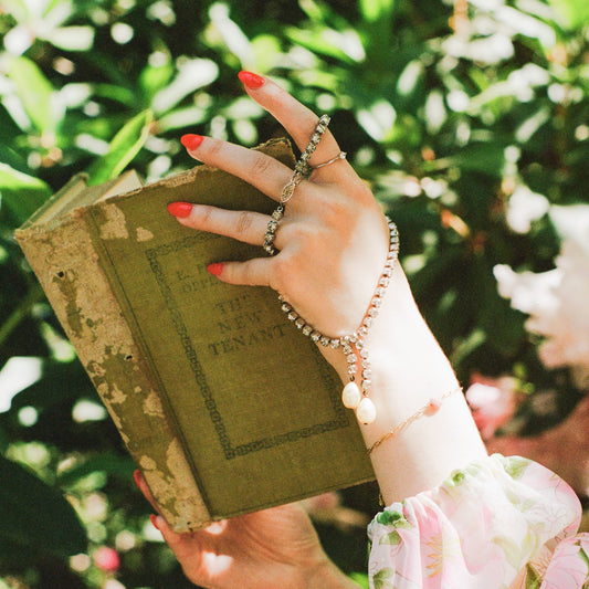 1950s Rhinestone Lariat Necklace With Pearls