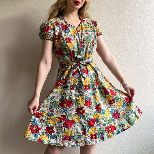 1940s Red and Yellow Floral Cotton Dress (M/L)