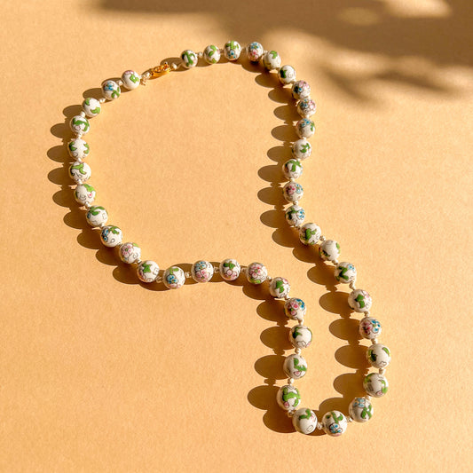 1950s Painted Glass Beads Necklace