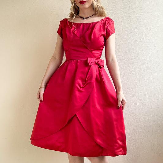 Darling 1950s Red Silk Party Dress With Bow (XS/S)