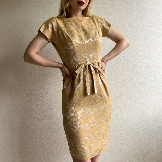 Darling 1950s Rose Pattern Sheath Dress (XS)