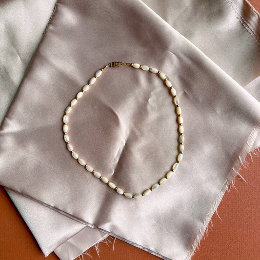 1950s White and Gold Beaded Necklace