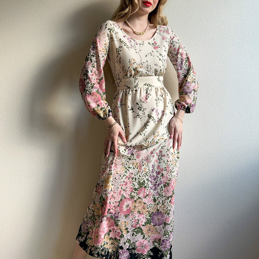 1970s Black and White Ombre Dress With Floral Print (S/M)