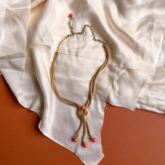 1970s Gold Lariat Necklace With Coral Stones