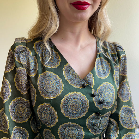 Gorgeous 1970s Forest Green Printed Party Dress (XS)