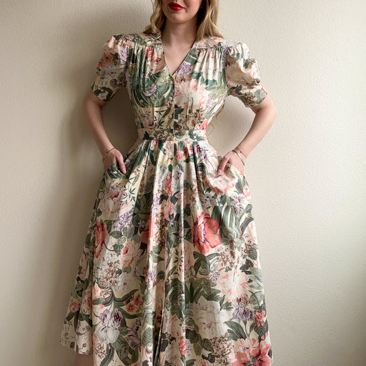 Adorable 1980s Pastel Florals Buttoned Midi Dress (S)