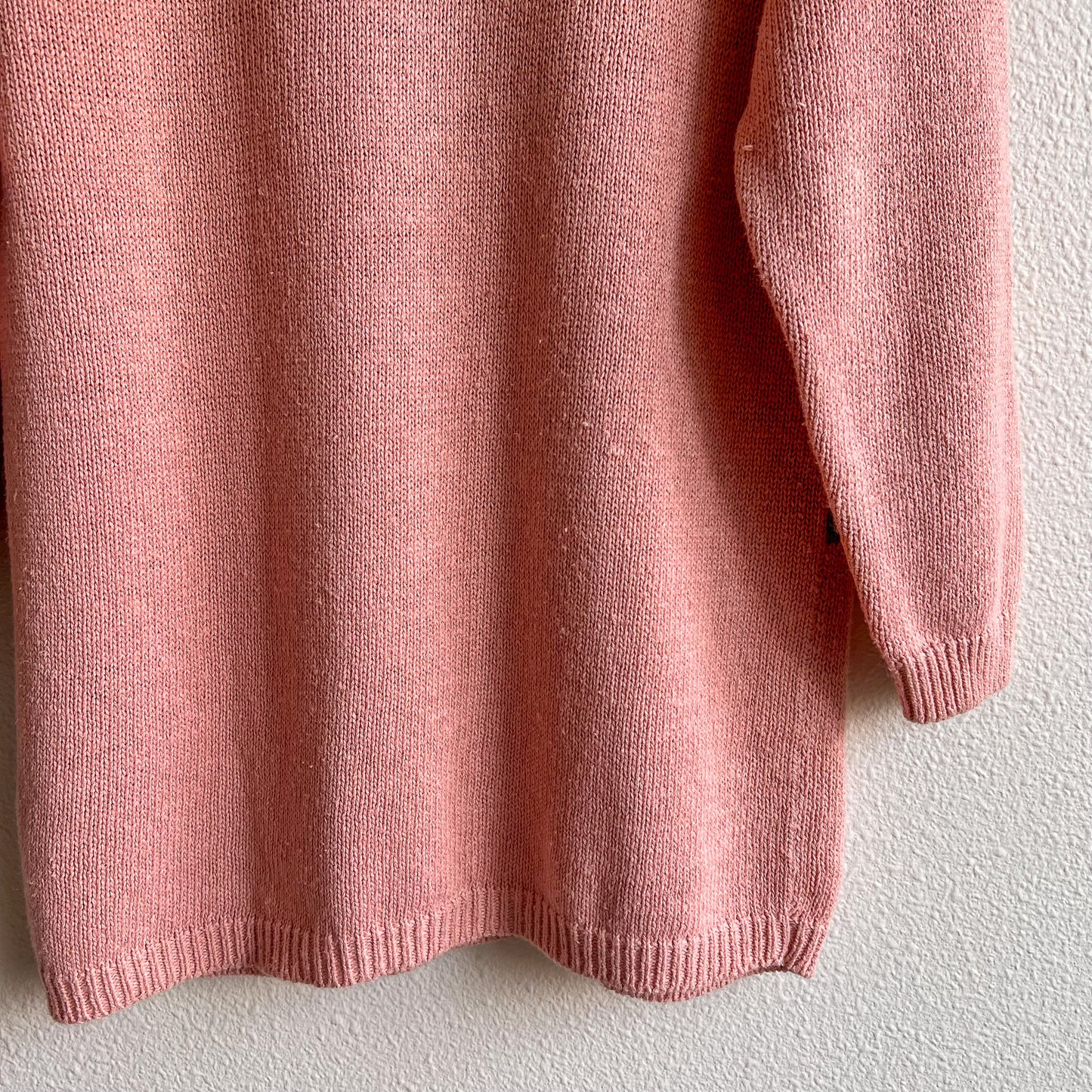 1980s Pink and White Snowflake Sweater (S/M)