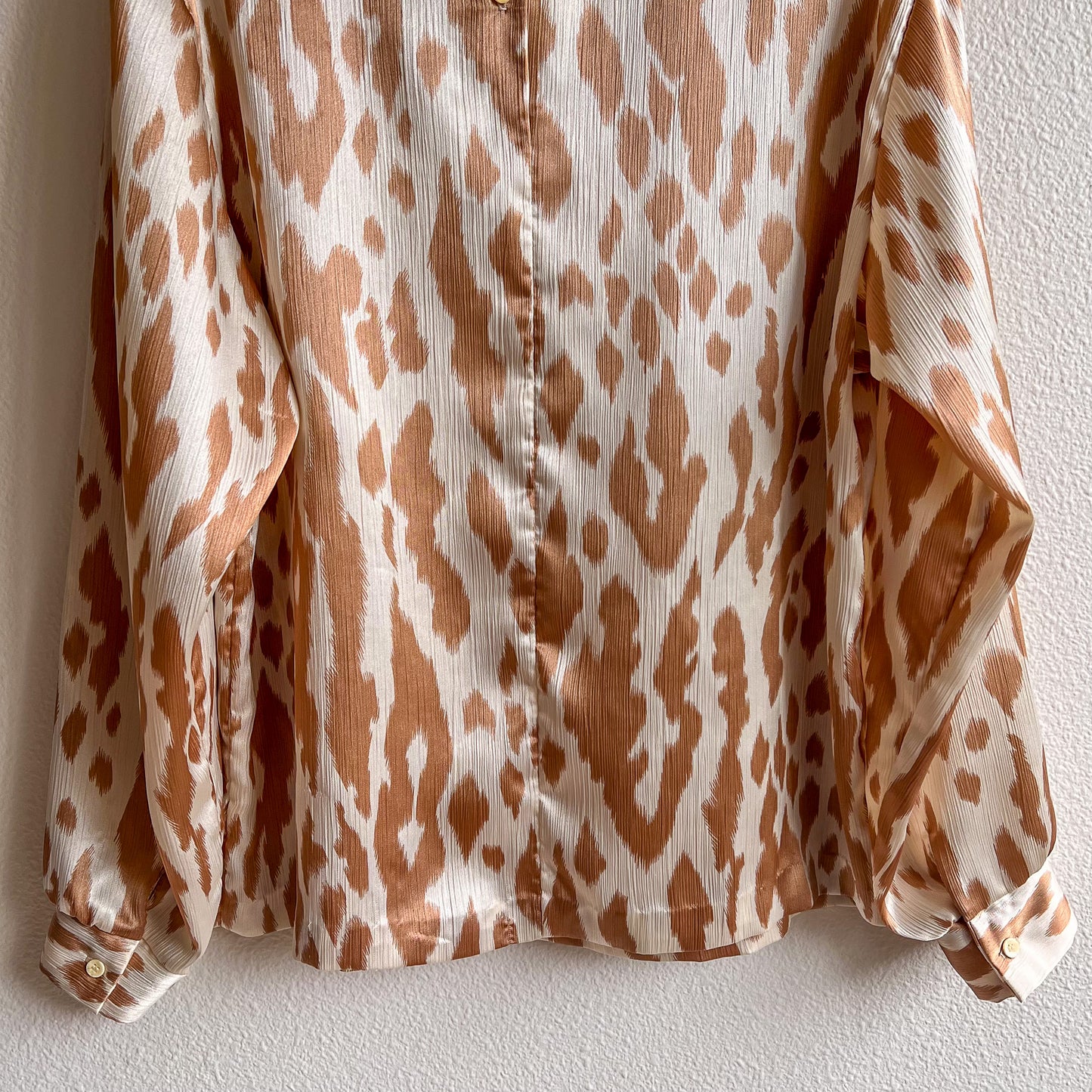 1990s Textured Blouse With Animal Print (L/XL)