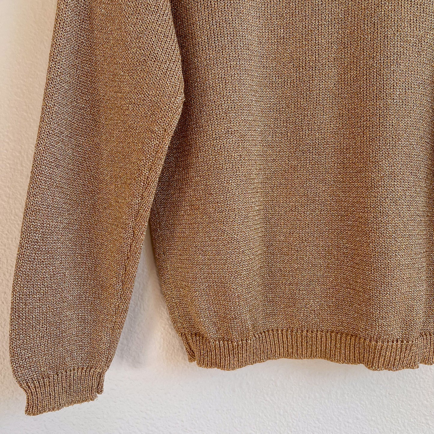 1990s Metallic Gold Long Sleeve Sweater (S/M)