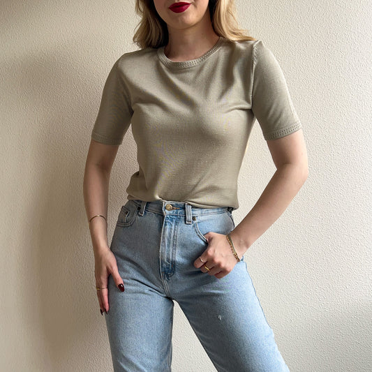 1990s Silky Soft Grey Sweater (S/M)
