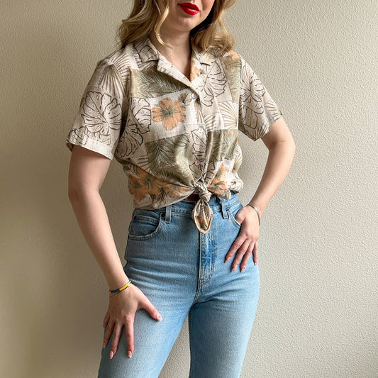 1990s Short Sleeve Button-Down With Tropical Print (S/M)