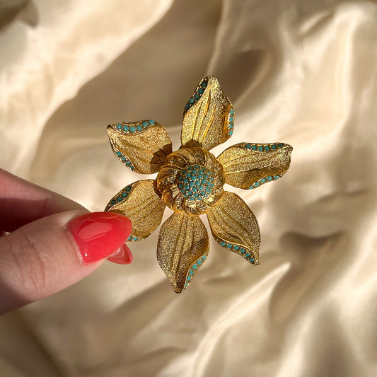 1960s Gold Flower Brooch With Turquoise Beads