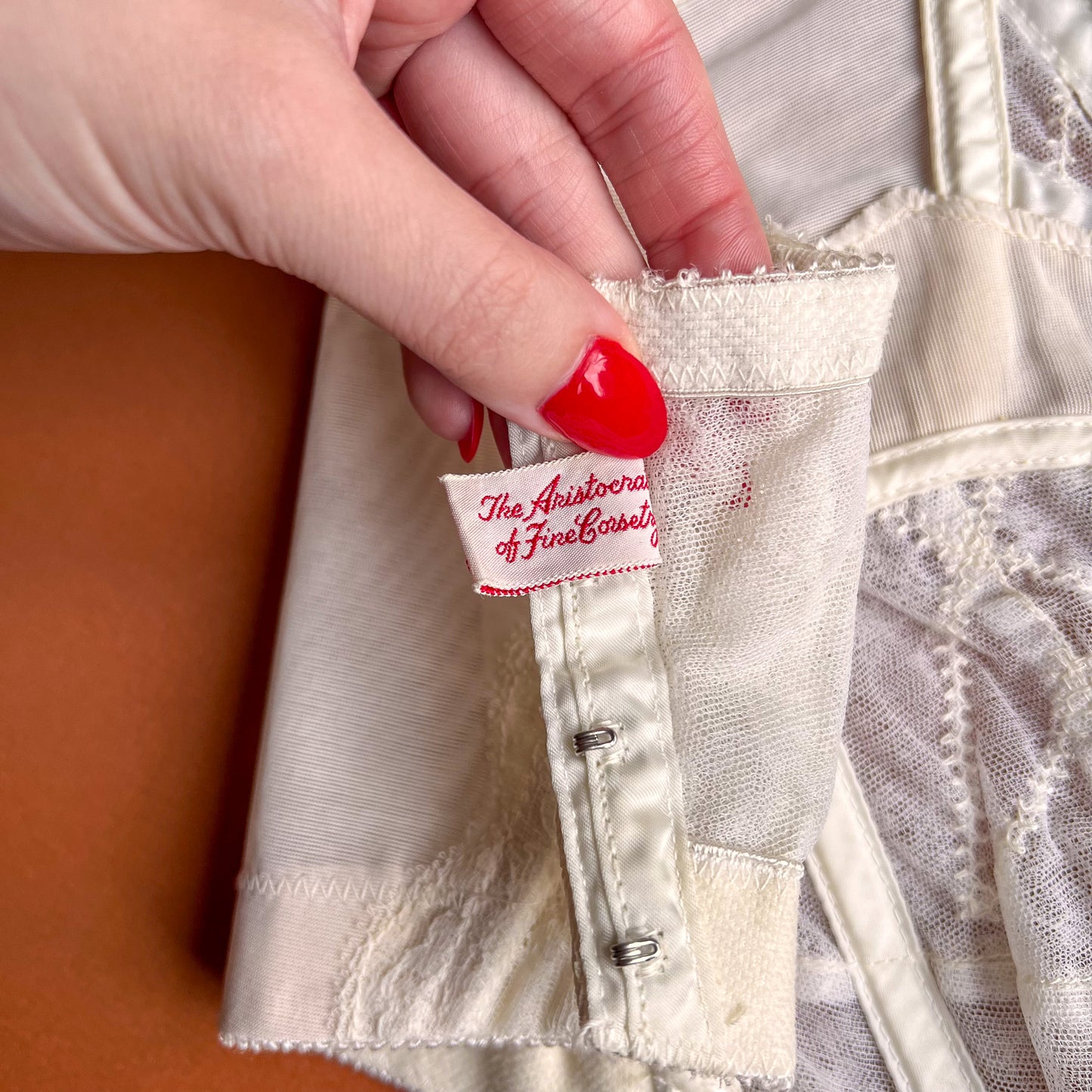 Darling 1950s Ivory Lace Cropped Corset (XS)