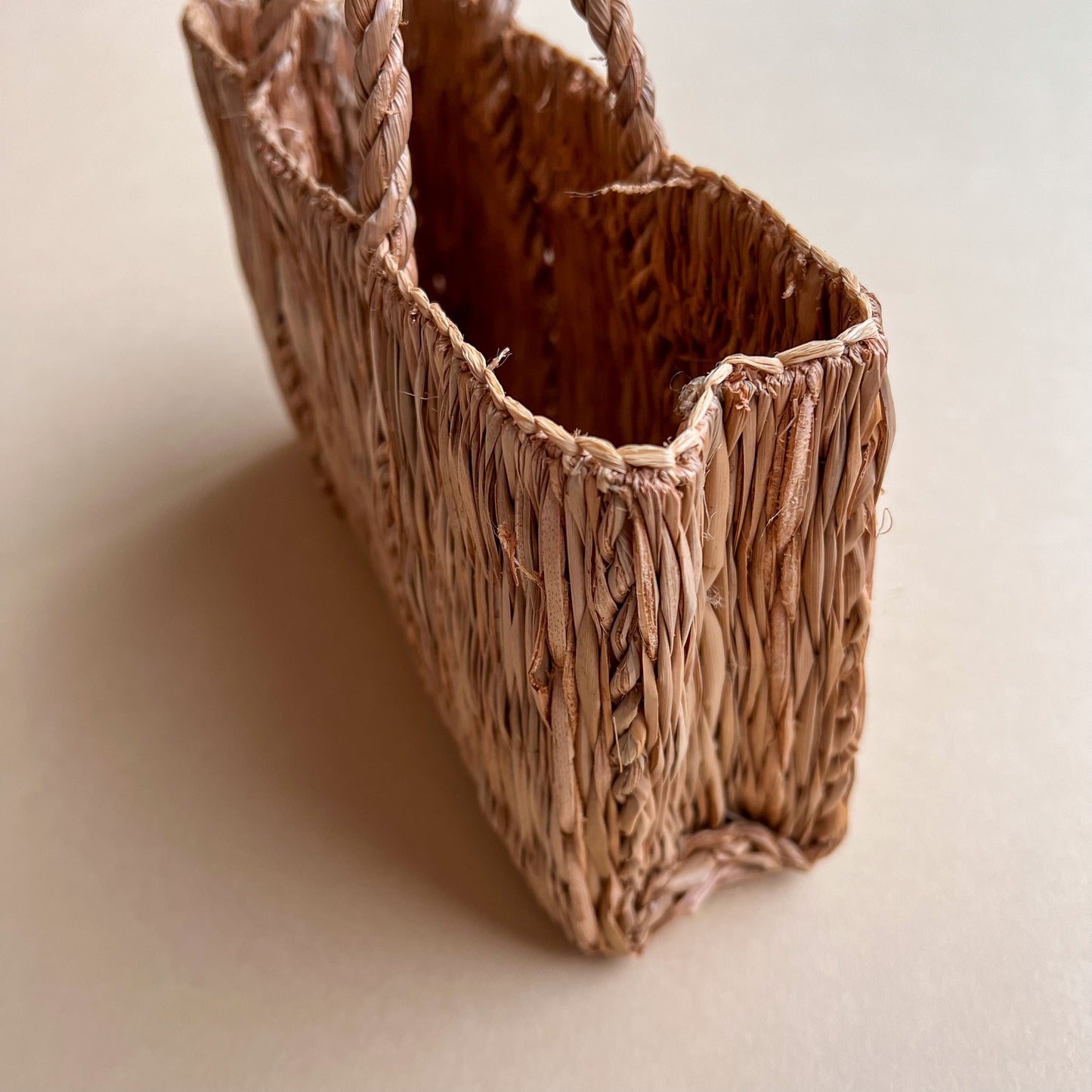 1970s Rectangle Straw Handle Bag