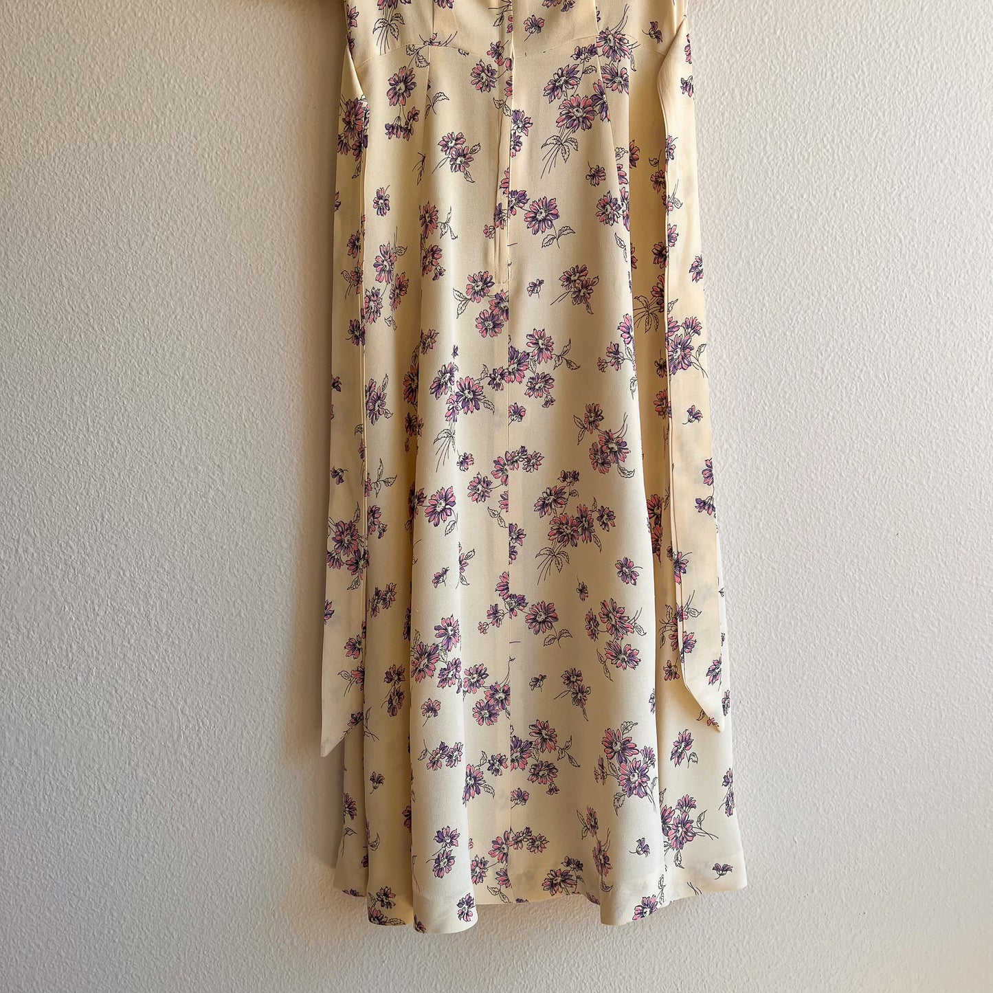 Darling 1970s Puff Sleeve Empire Waist Floral Midi Dress (XS)