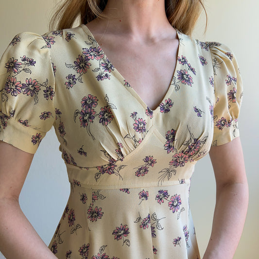 Darling 1970s Puff Sleeve Empire Waist Floral Midi Dress (XS)