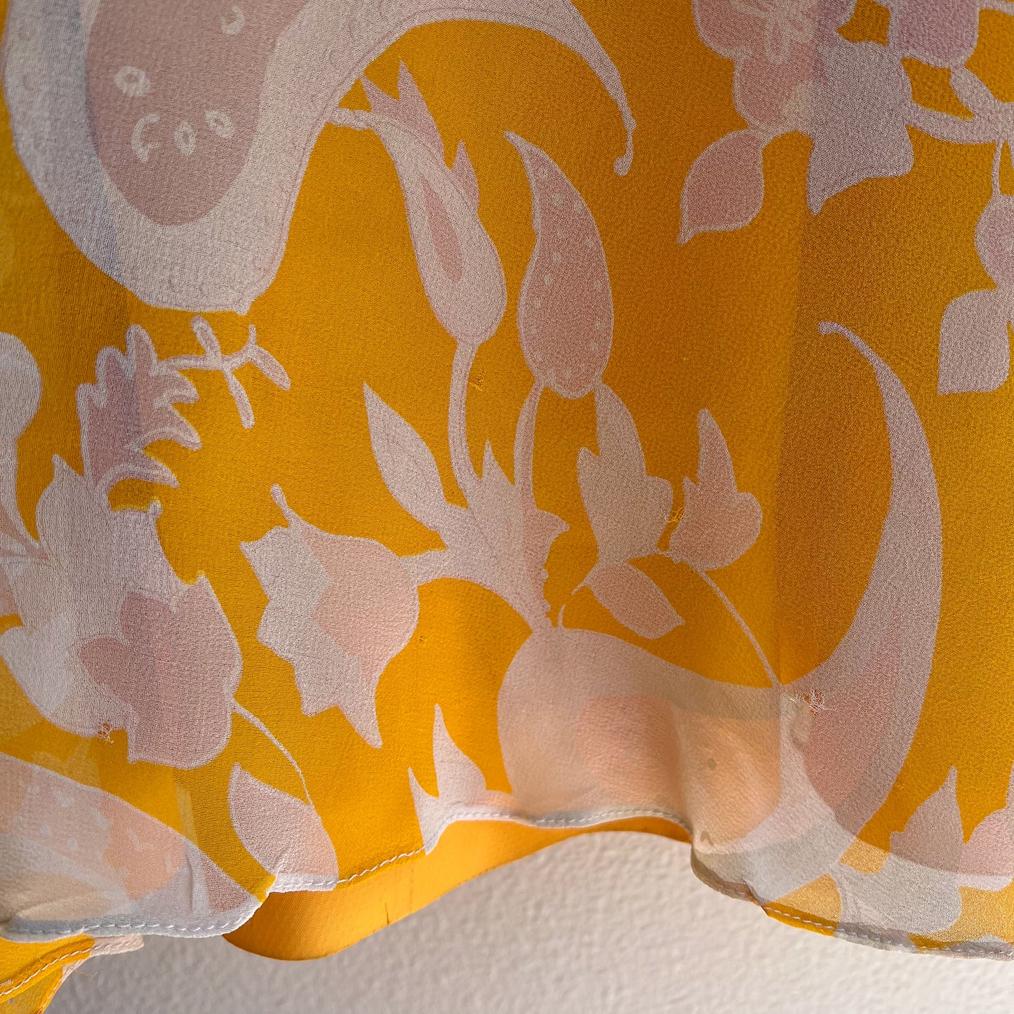 Fabulous 1970s Yellow Paisley Print Midi Dress (S/M)