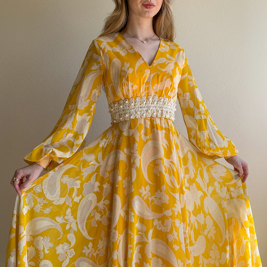 Fabulous 1970s Yellow Paisley Print Midi Dress (S/M)