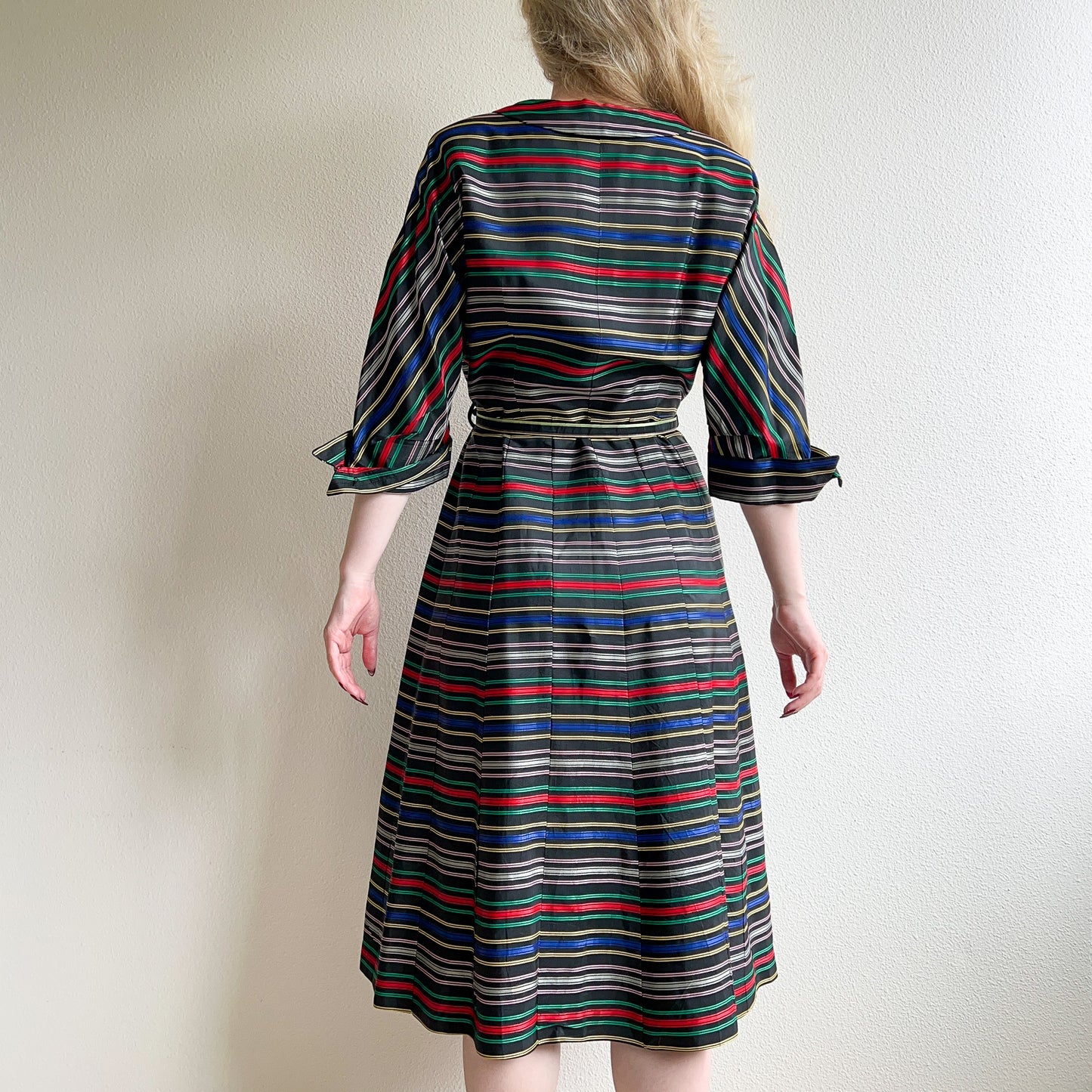 Gorgeous 1940s Striped Silk Dress With Rhinestone Buttons (M/L)