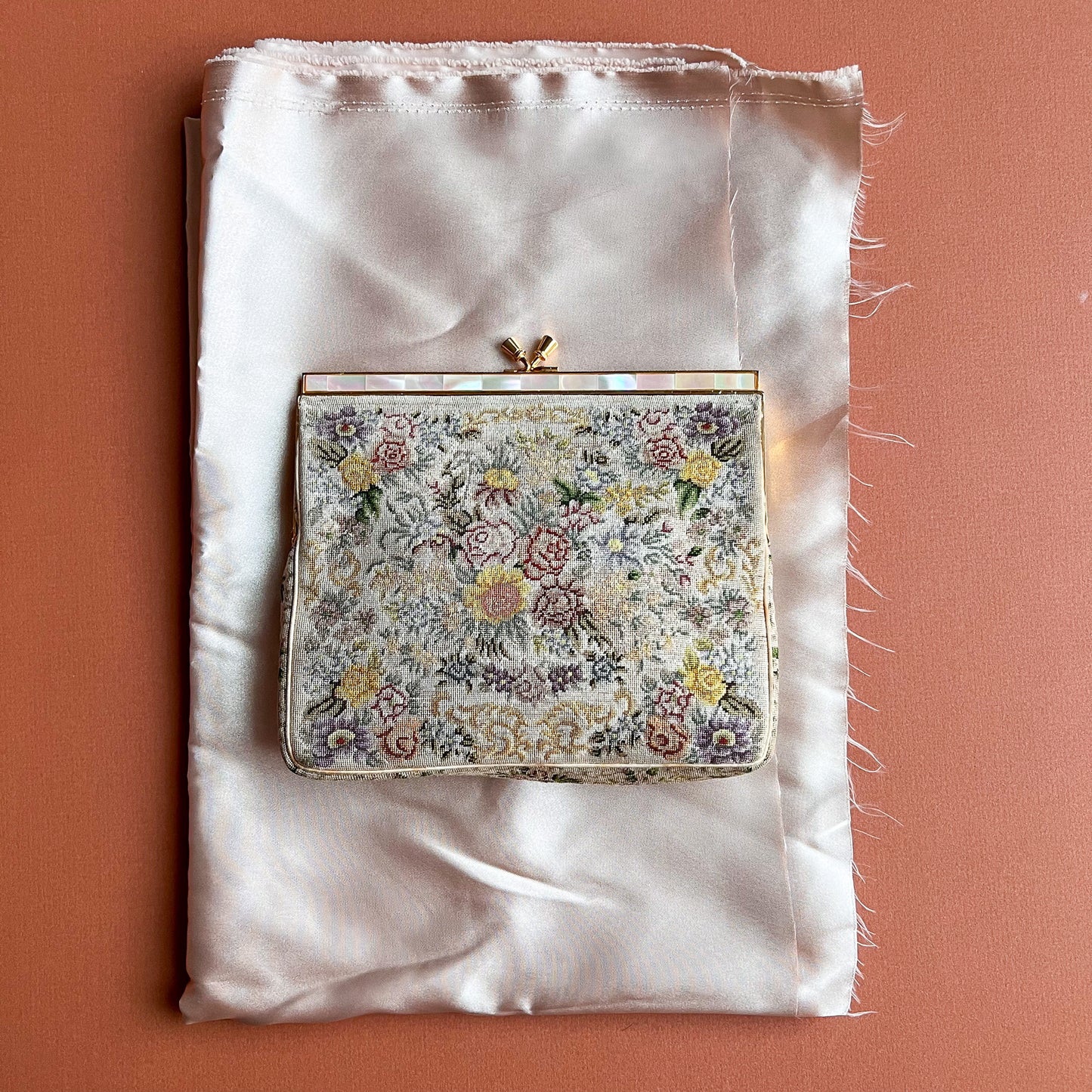 1940s Floral Tapestry Clutch With Mother of Pearl Clasp