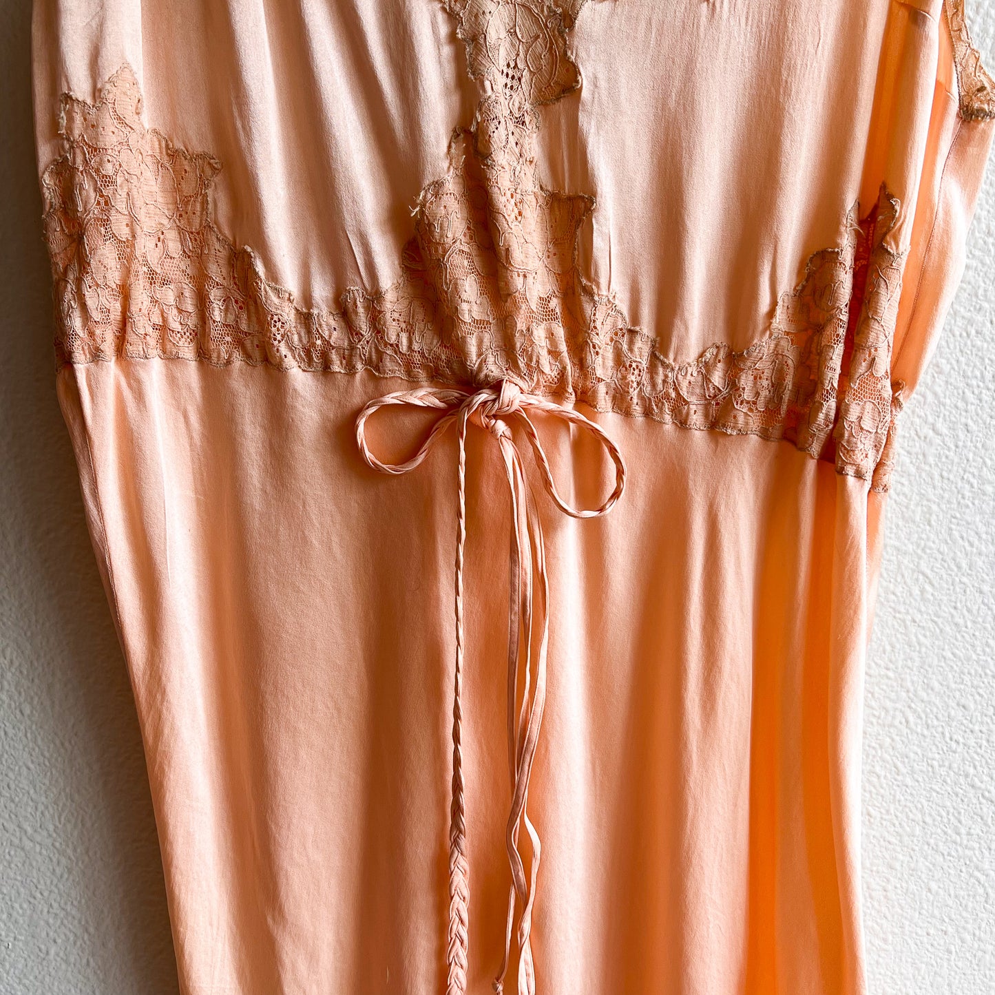 Stunning 1940s Peachy Pink Silk Slip Dress (S/M)