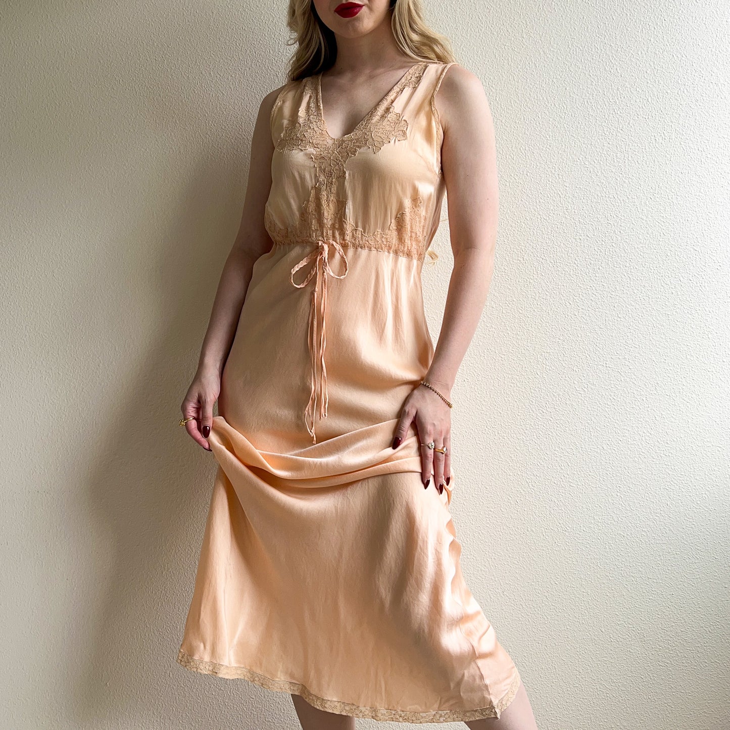 Stunning 1940s Peachy Pink Silk Slip Dress (S/M)