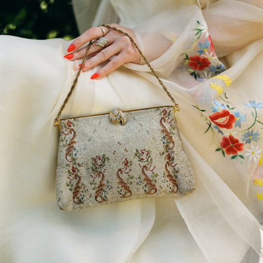 Darling 1940s Ornate Roses Beaded Handbag