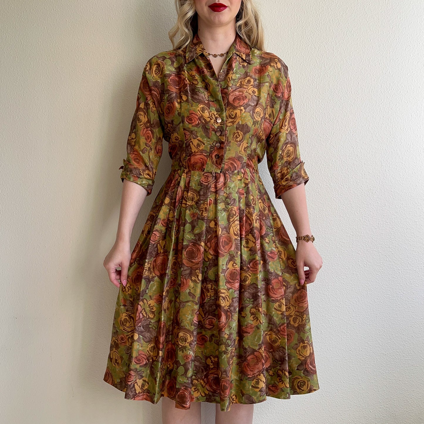1950s Rich Autumnal Pattern Silk Dress (M/L)