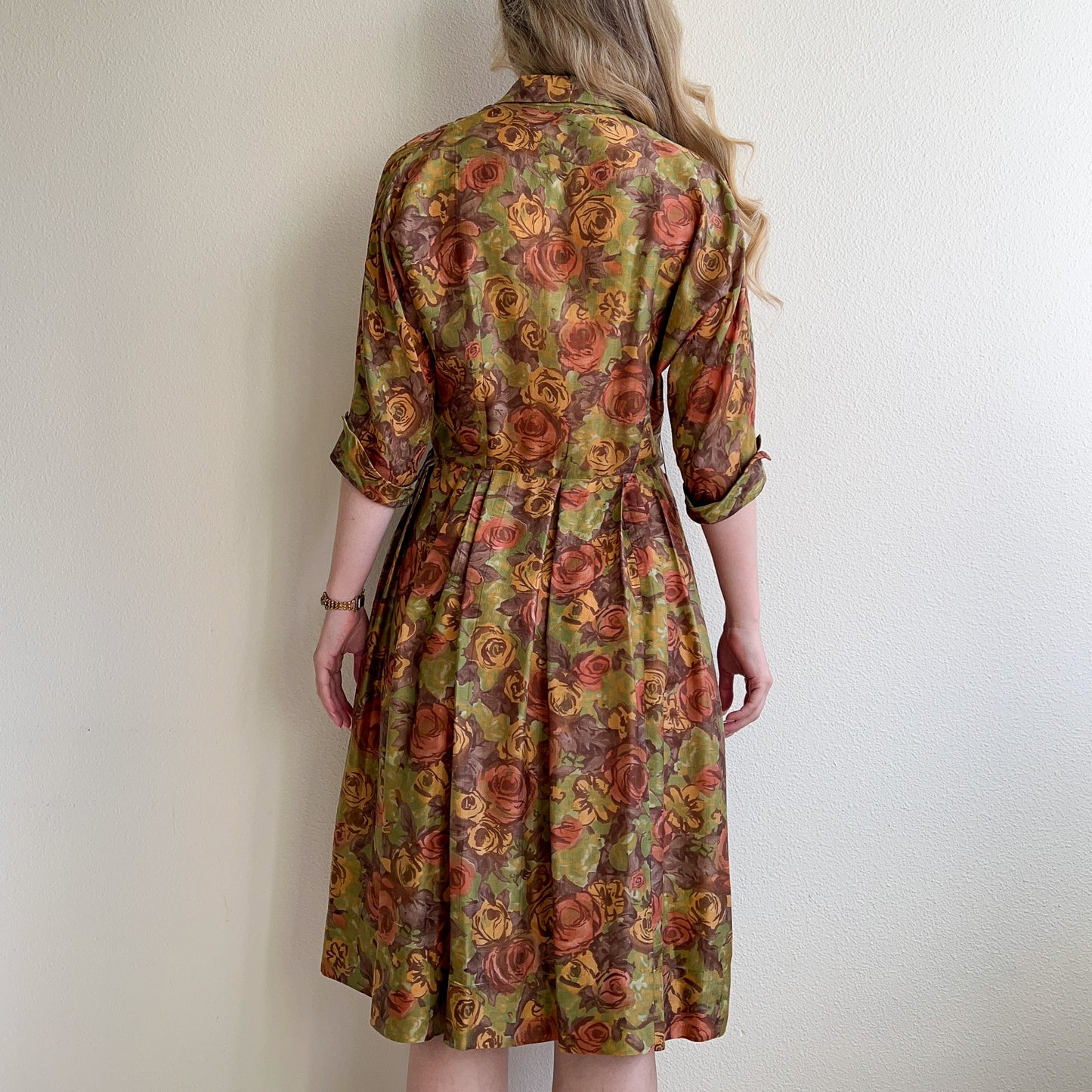 1950s Rich Autumnal Pattern Silk Dress (M/L)
