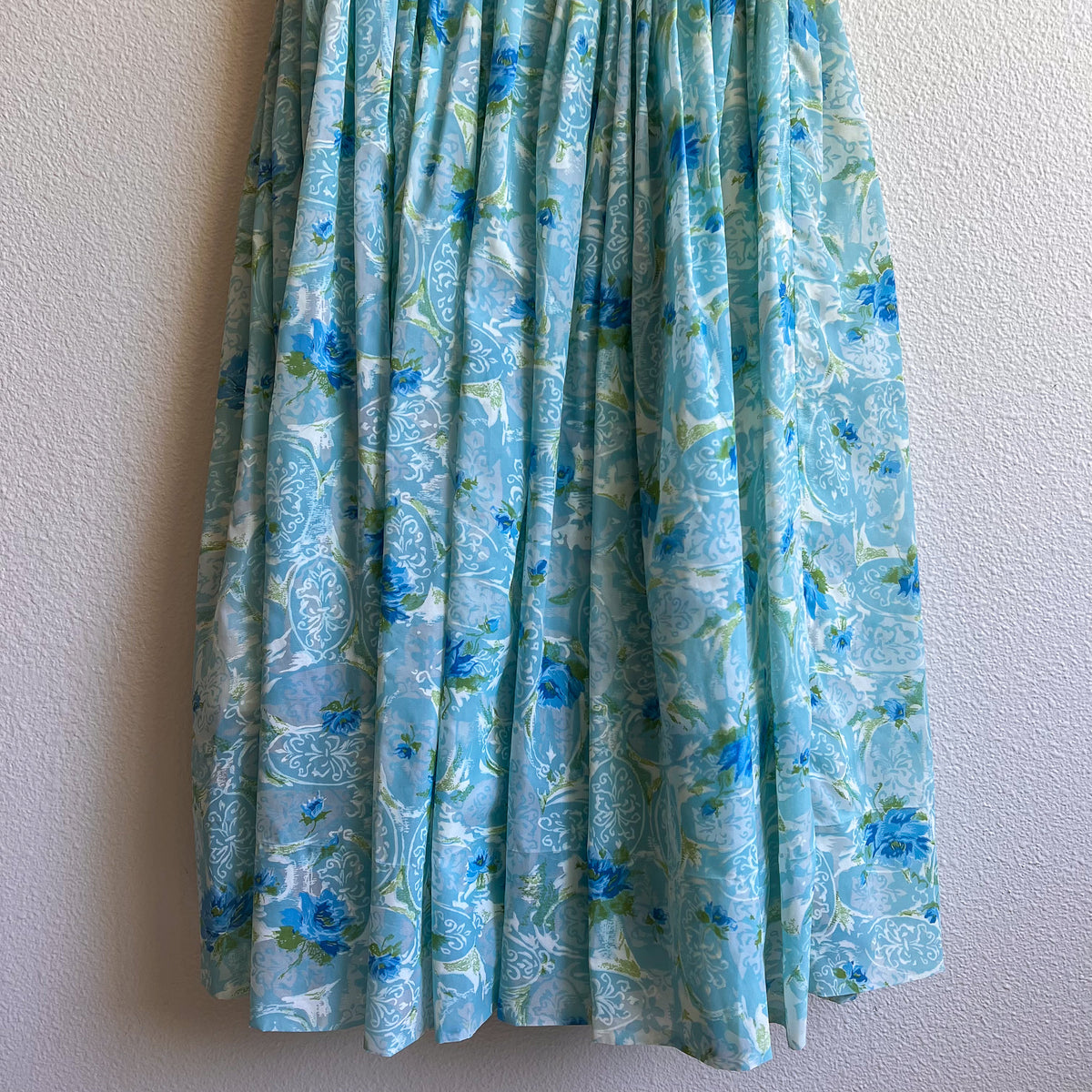 Glamorous 1950s Blue Floral Chiffon Cocktail Dress (S)
