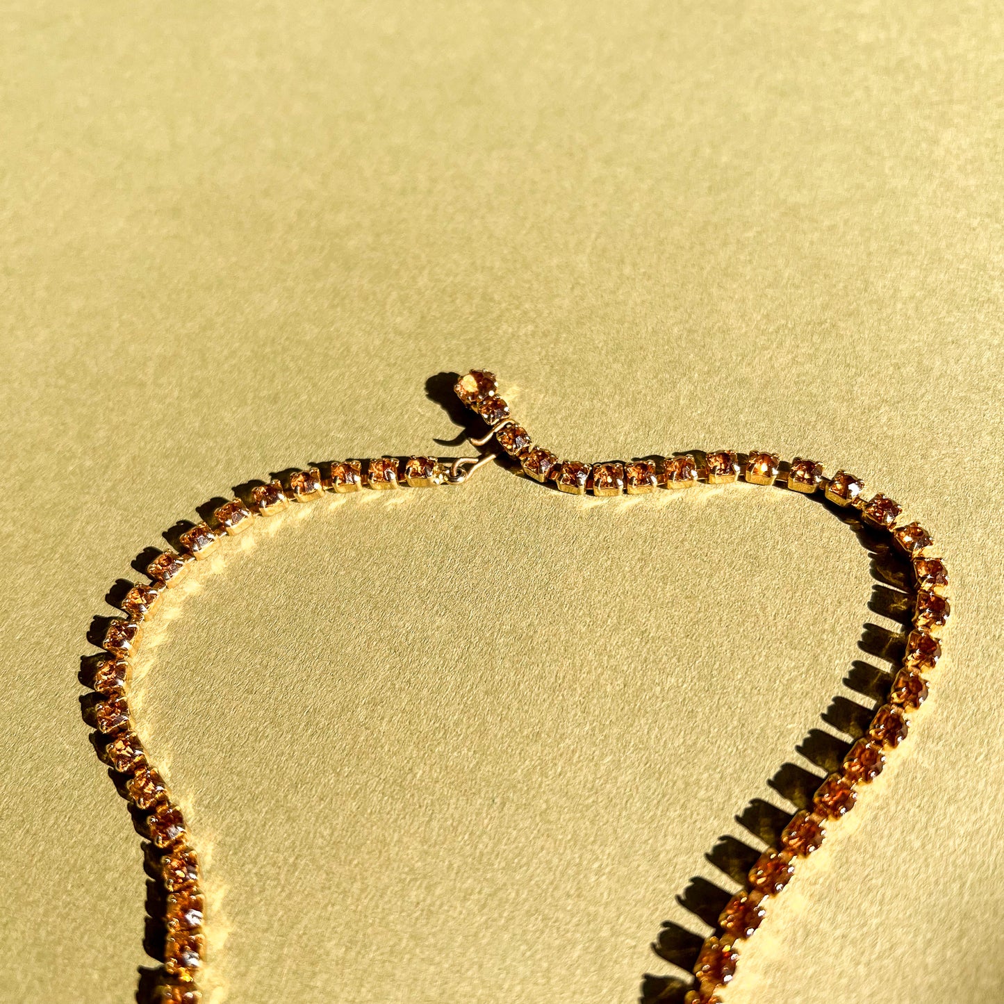 1950s Brown and Green Rhinestone Pendant Necklace