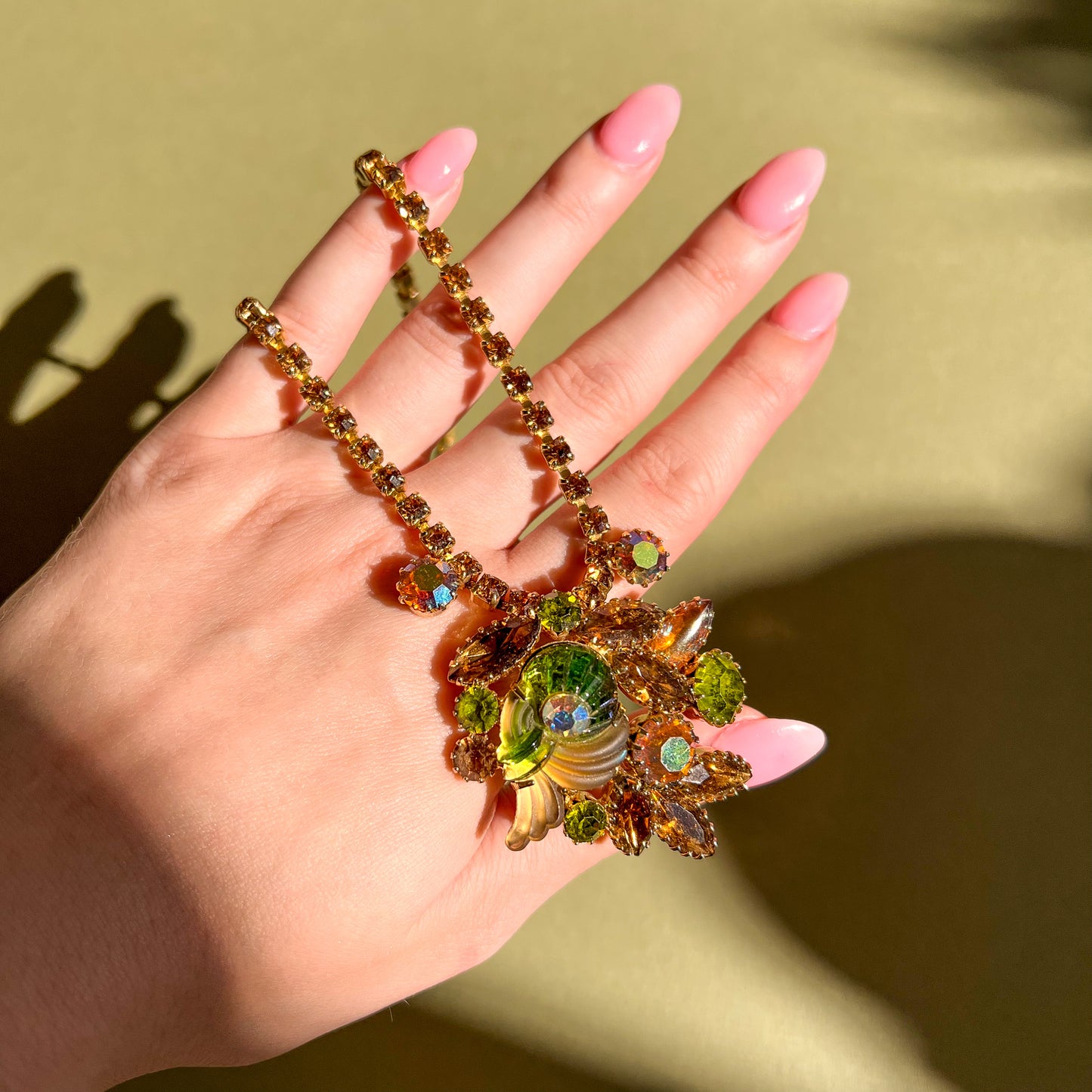 1950s Brown and Green Rhinestone Pendant Necklace