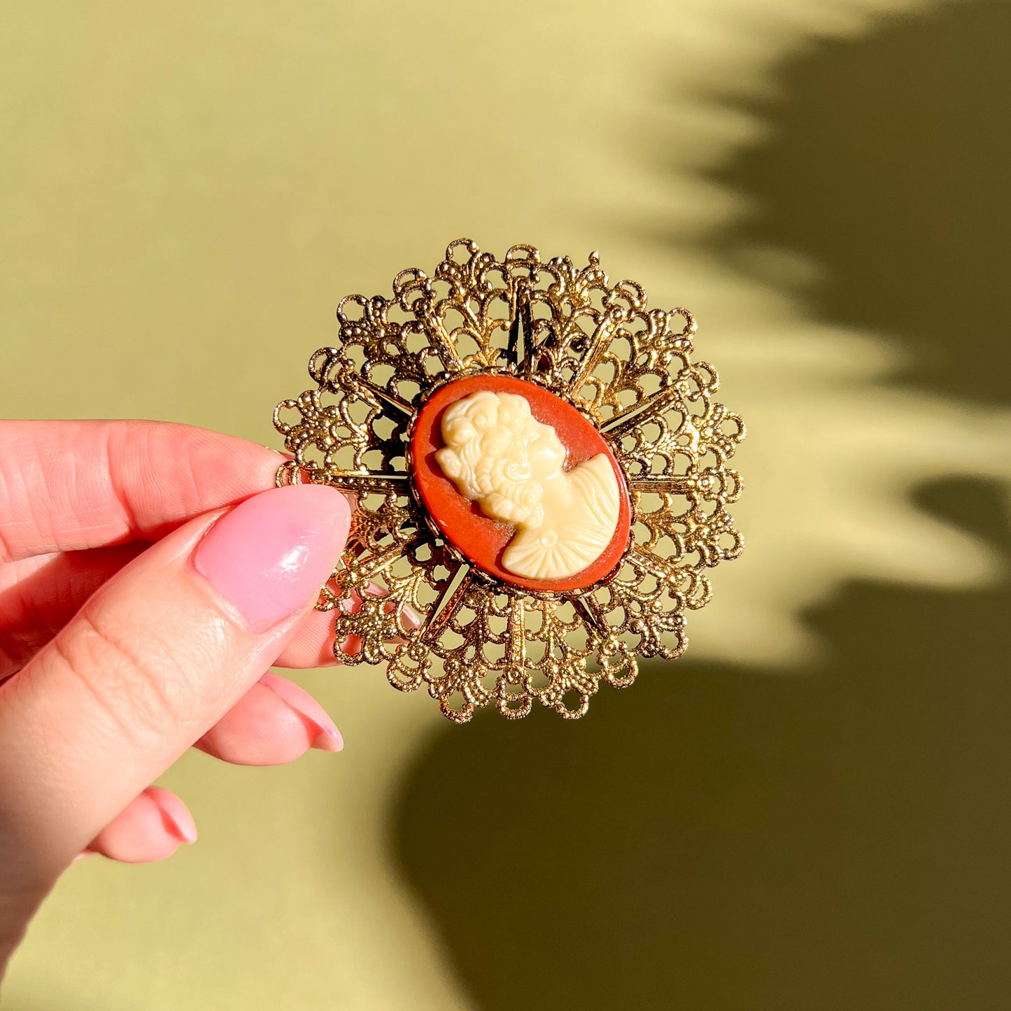 1950s Cameo Brooch With Ornate Details