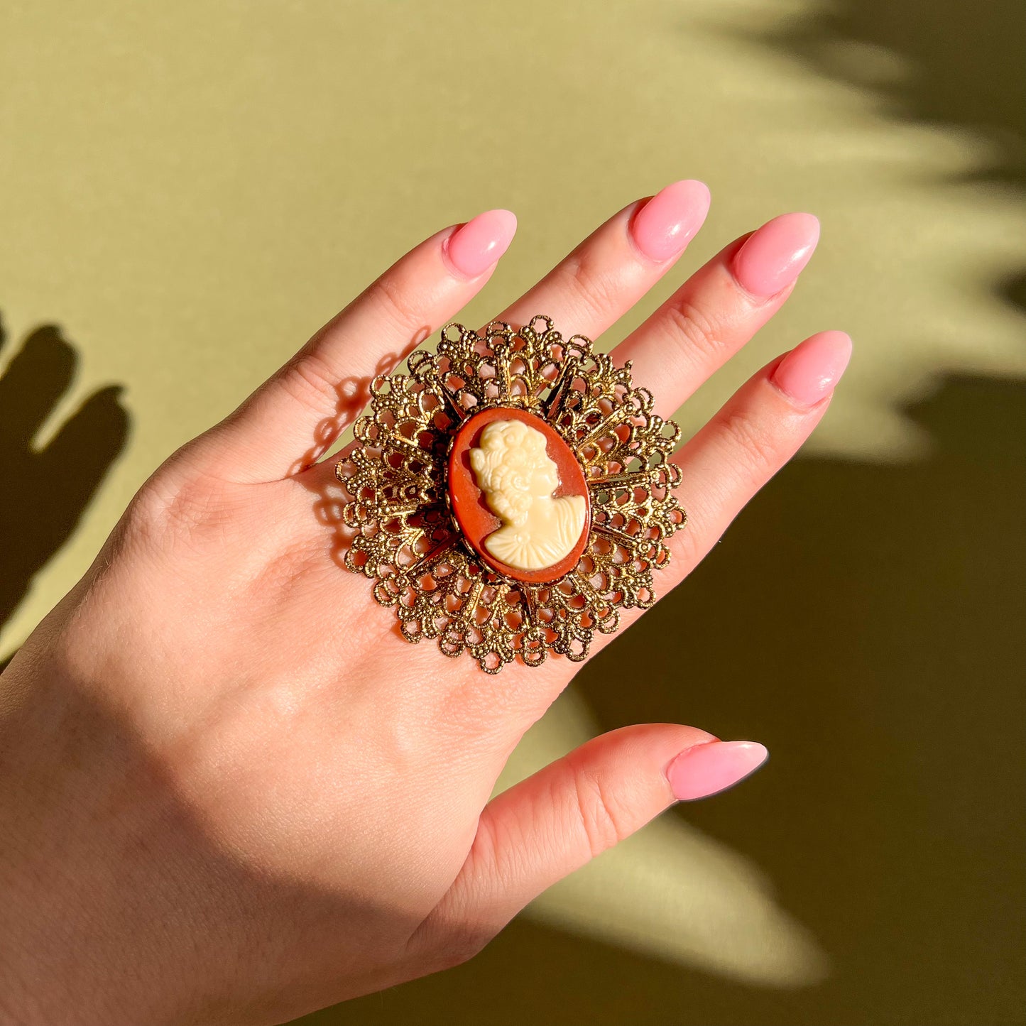1950s Cameo Brooch With Ornate Details