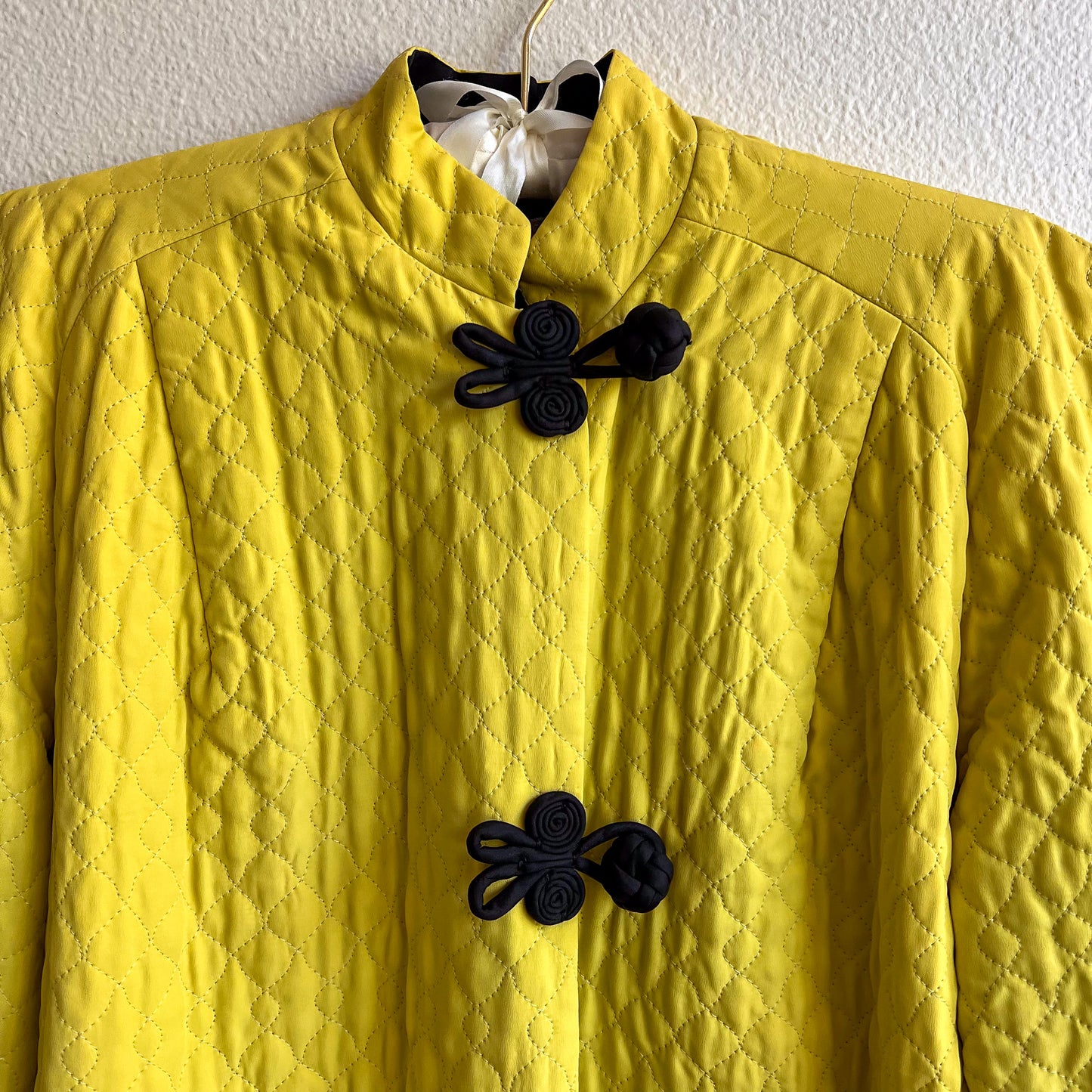 1950s Chartreuse Quilted Jacket With Black Toggle Buttons (M/L)
