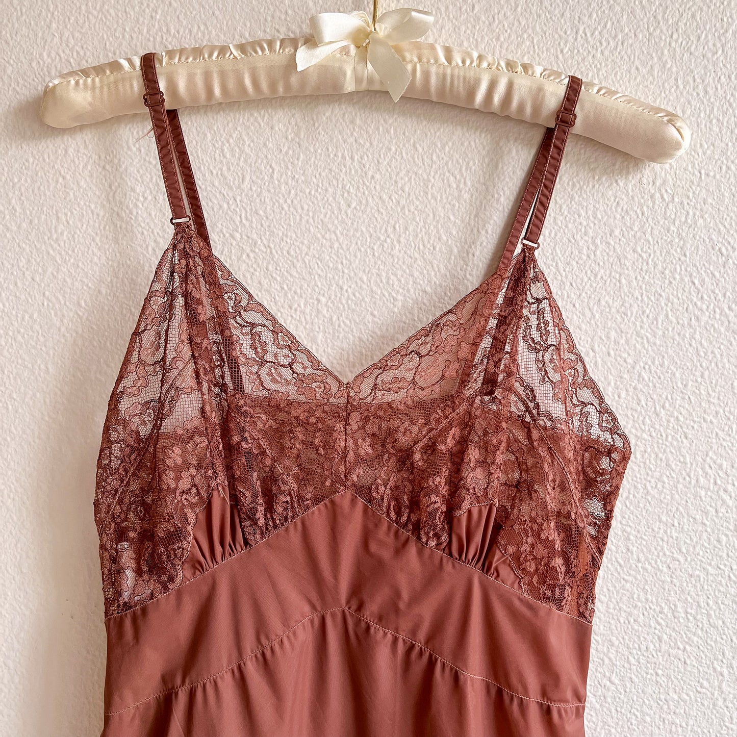 1950s Chocolate Brown Slip Dress With Lace (XS/S)