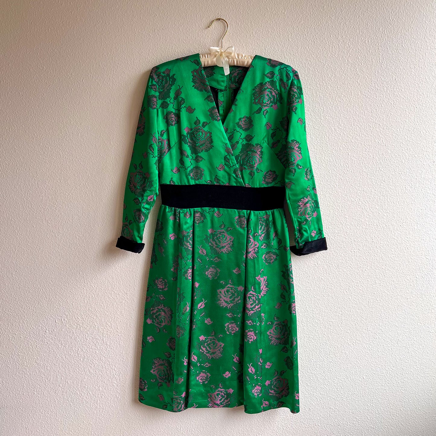 1950s Emerald Satin Dress With Pink Florals (M)