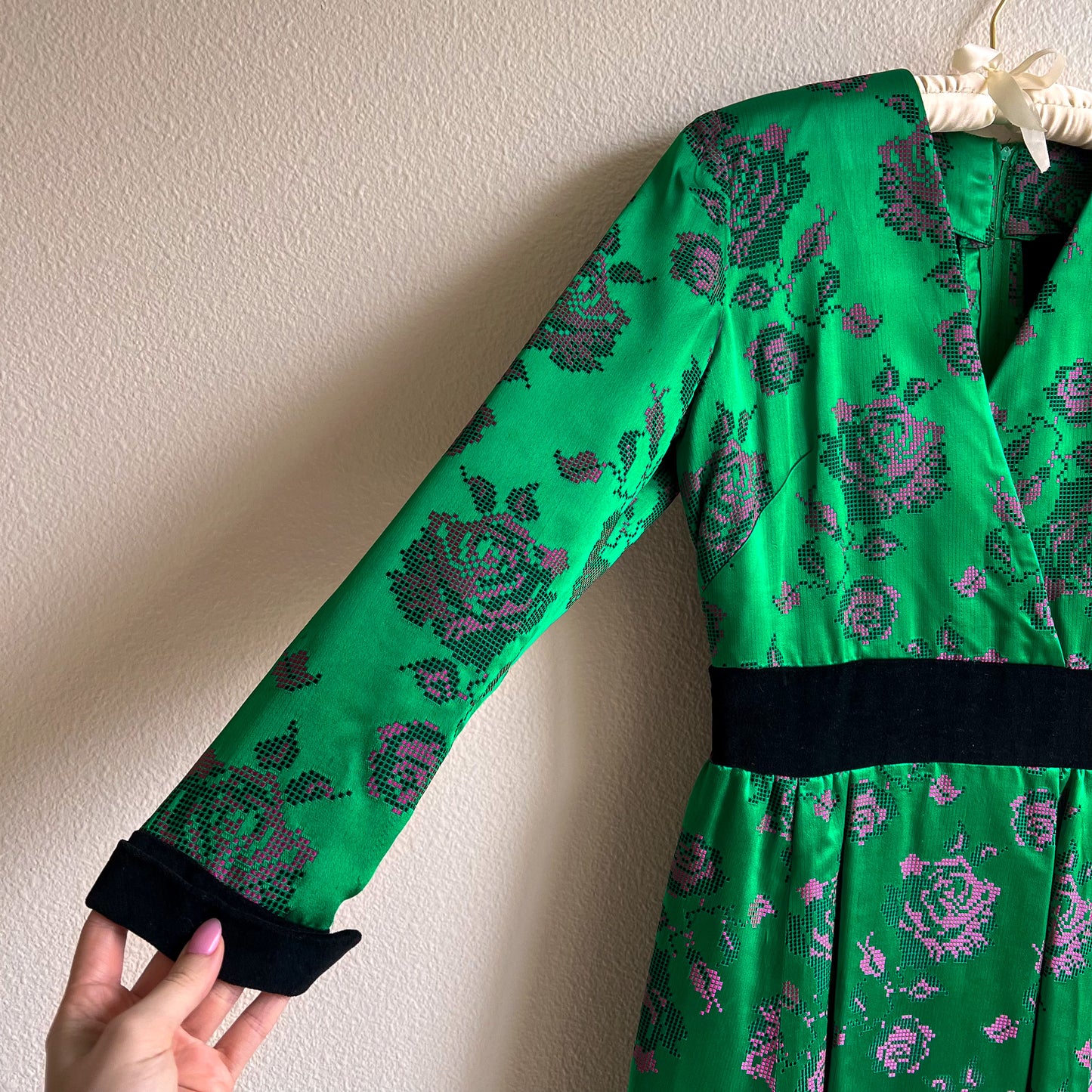1950s Emerald Satin Dress With Pink Florals (M)