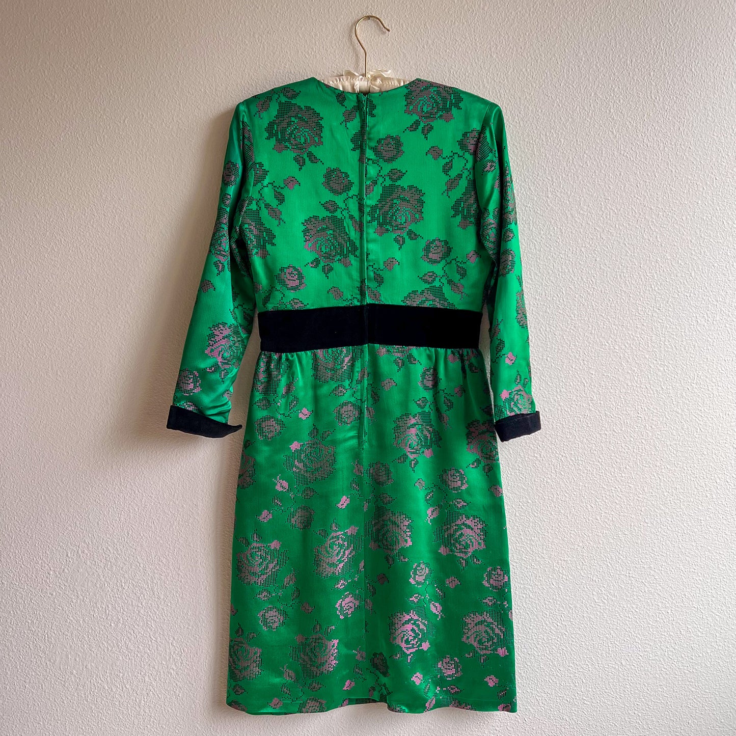 1950s Emerald Satin Dress With Pink Florals (M)