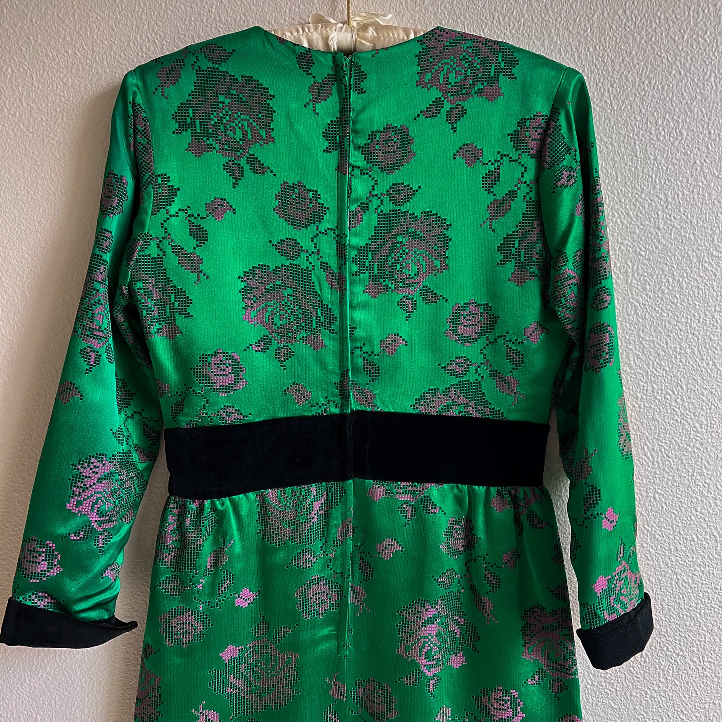 1950s Emerald Satin Dress With Pink Florals (M)