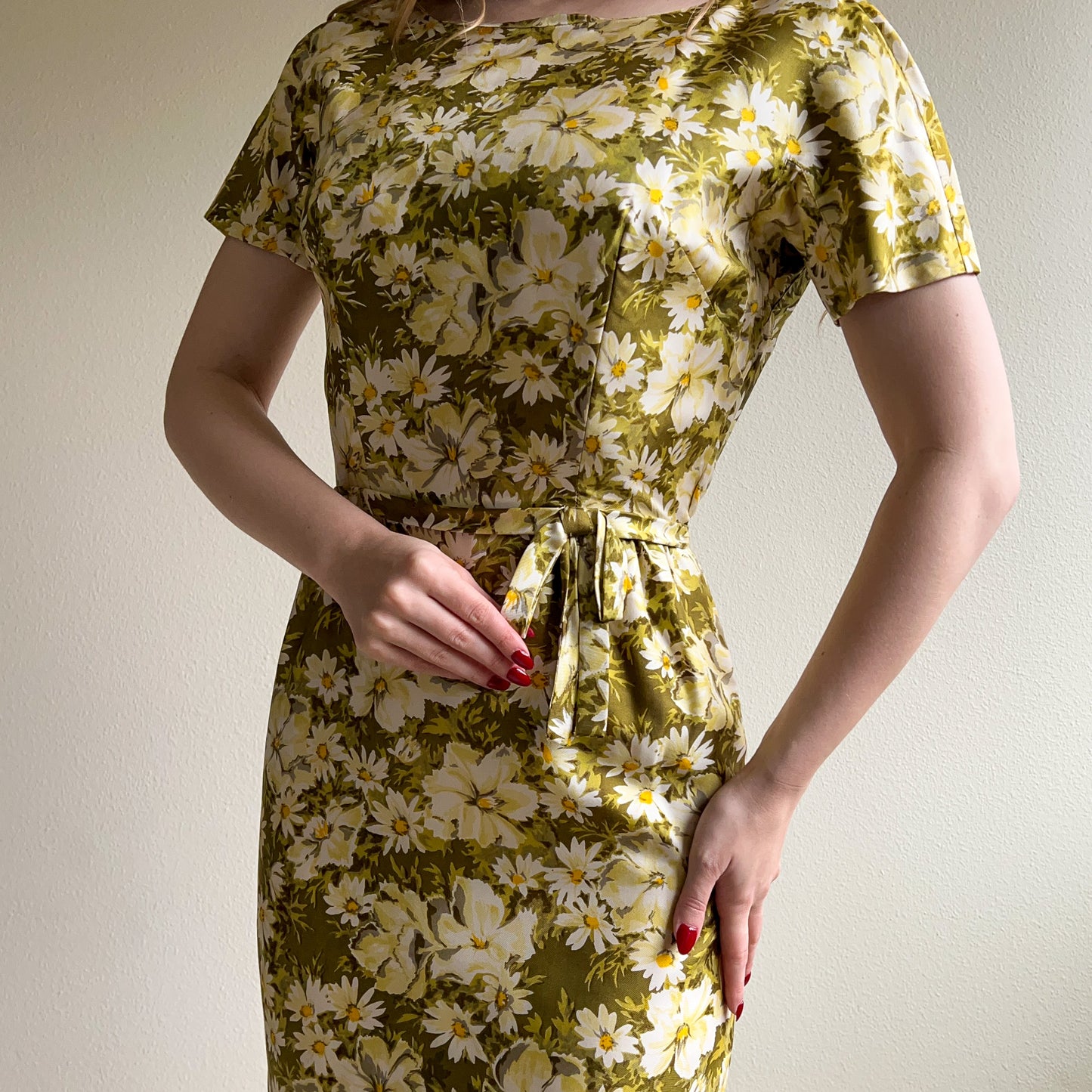 1950s Green Silk Dress With White Daisy Print (S)