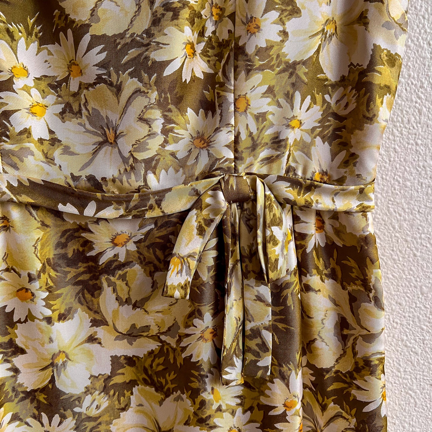 1950s Green Silk Dress With White Daisy Print (S)