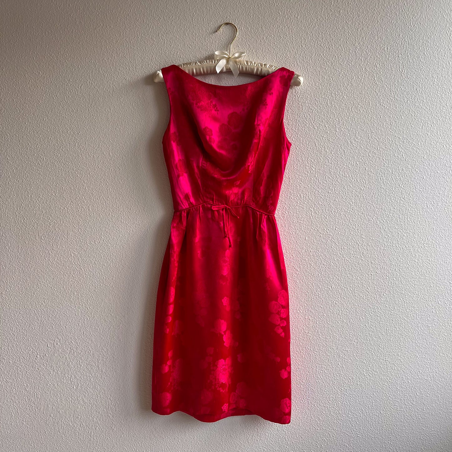 1950s Hot Pink Silk Jacquard Dress (XS/S)