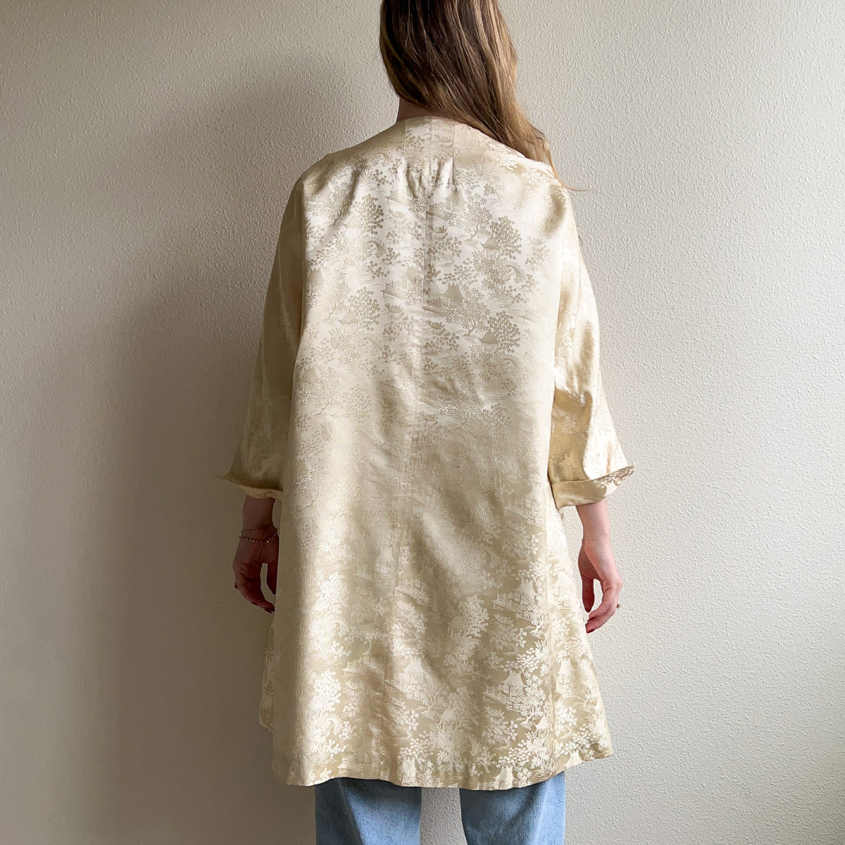 1950s Ivory Silk Jacquard Open Coat (M/L)