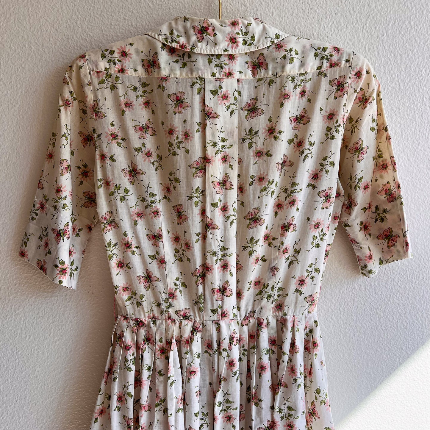 1950s Ivory Summer Dress With Pink Florals and Butterflies (XXS)
