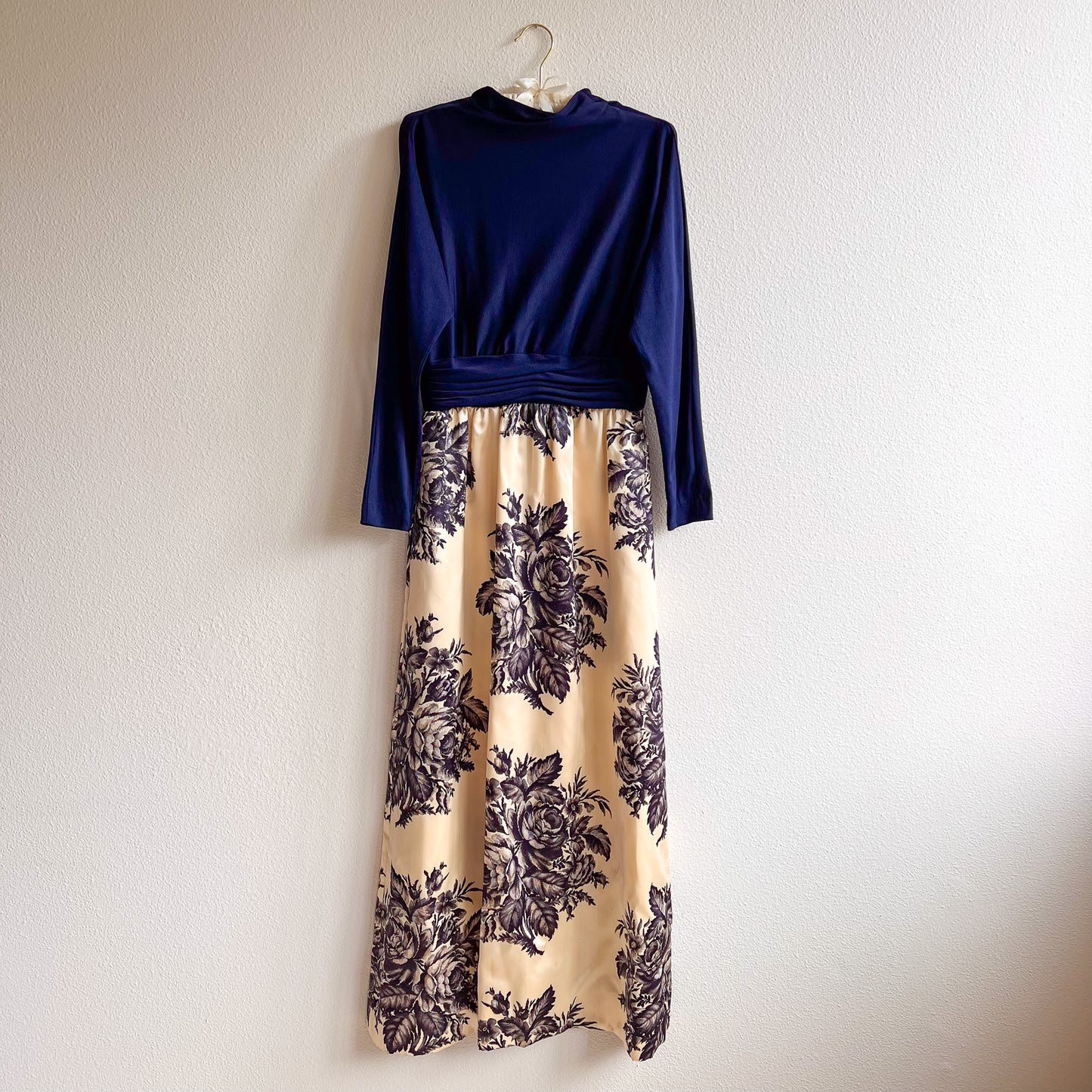 Gorgeous 1950s Navy Gown With Floral Skirt (M)