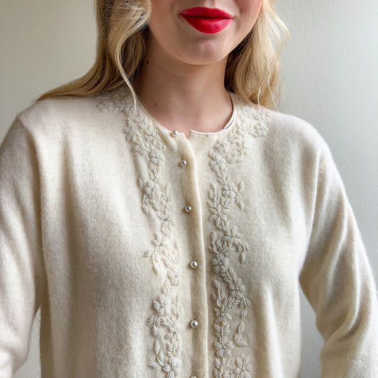 1950s Pearl White Beaded Cardigan With Buttons (M/L)
