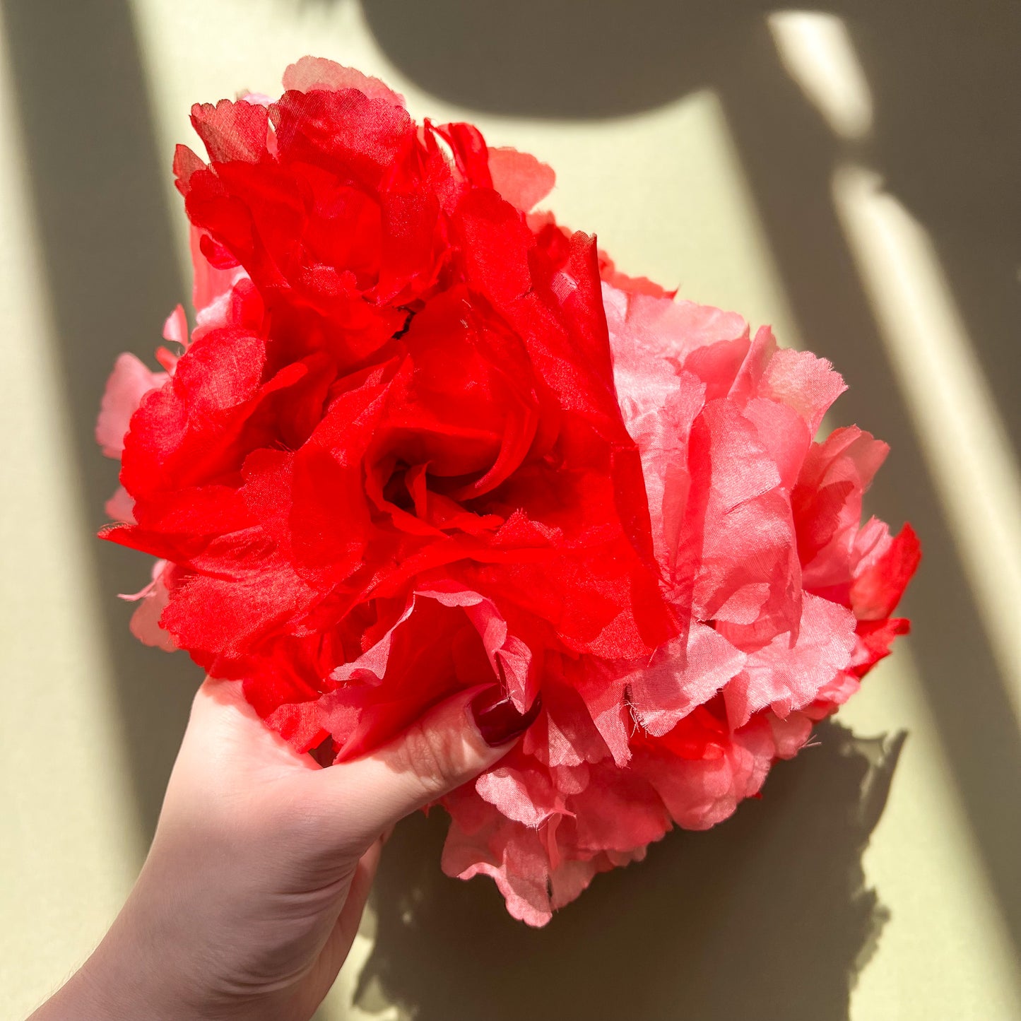 1950s Red and Pink Chiffon Flowers Hat