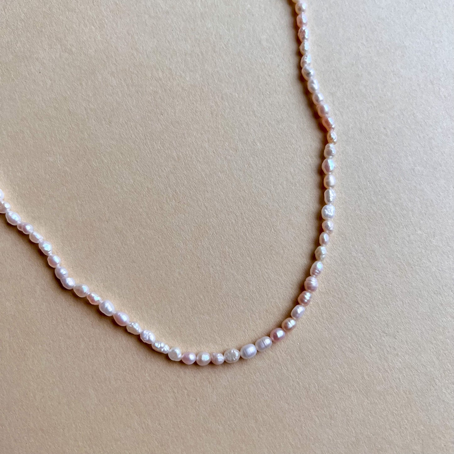 Delicate 1950s Pink Rice Pearls Necklace