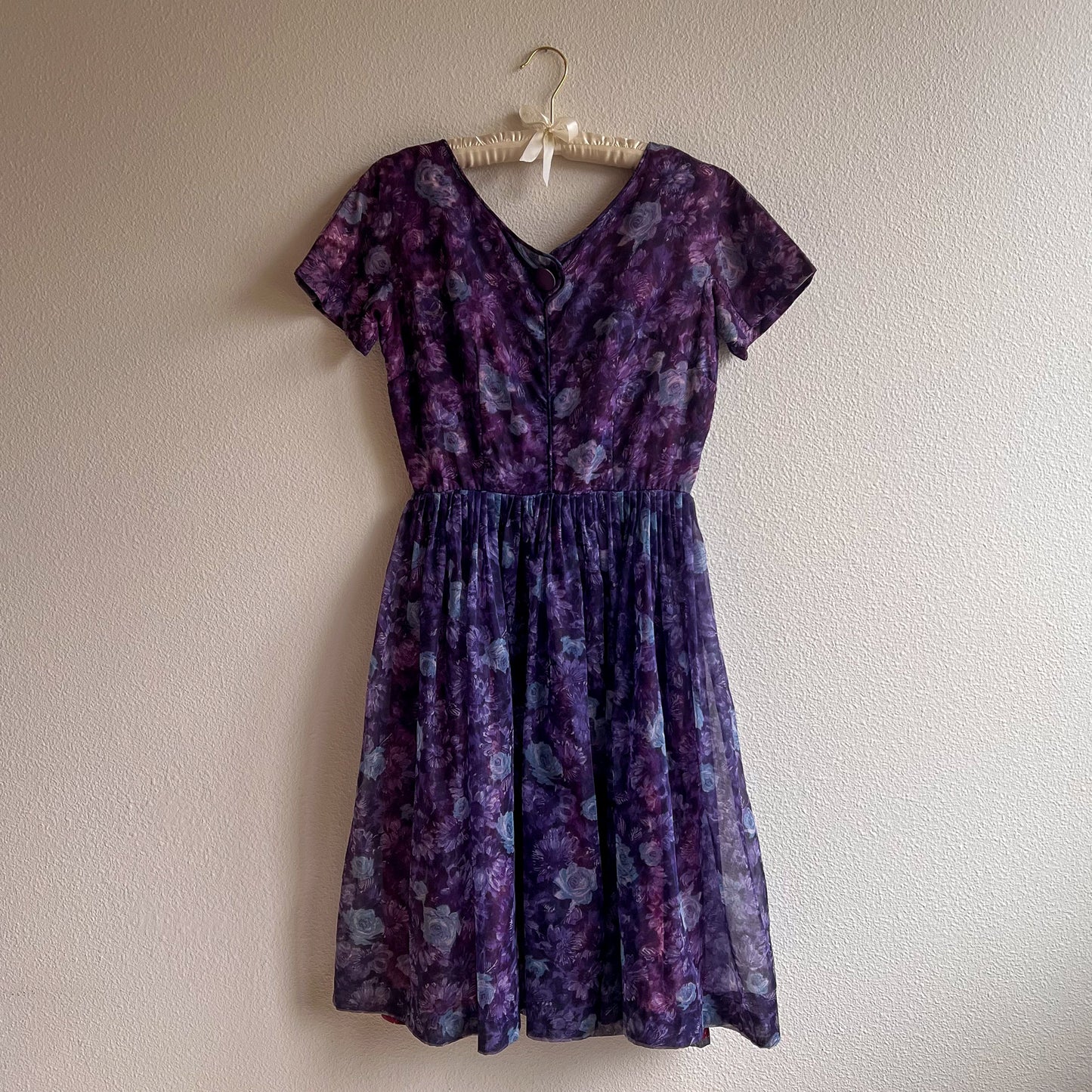 1950s Deep Purple Floral Chiffon Party Dress (M)
